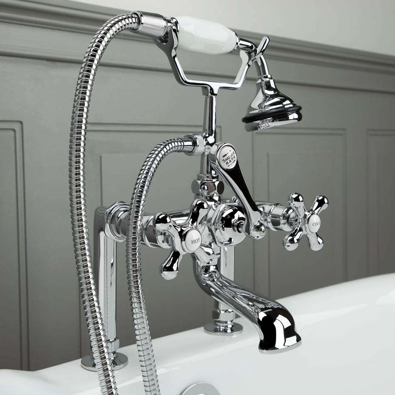 Mansfield 60 Inch Acrylic Double Ended Pedestal Tub Package - White / Chrome Fixtures - Image 3