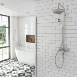 Thermostatic Shower Set With Handheld Shower