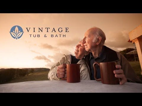 White Vida 60 X 32 Accessible Bathroom Shower Kit With Left Drain - Image 2