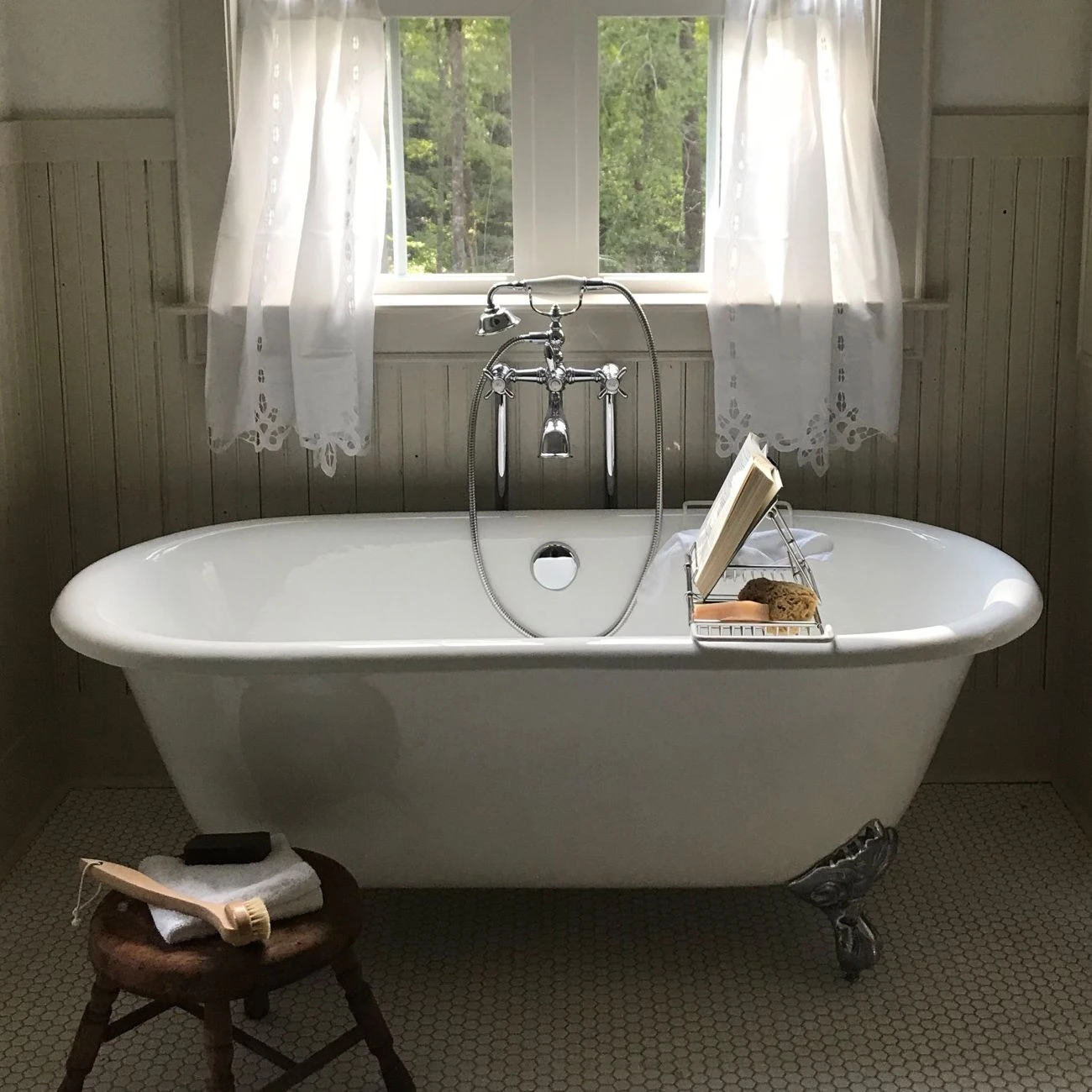 Cambridge Cast Iron Double Ended Clawfoot Tub - No Faucet Drillings - Image 3