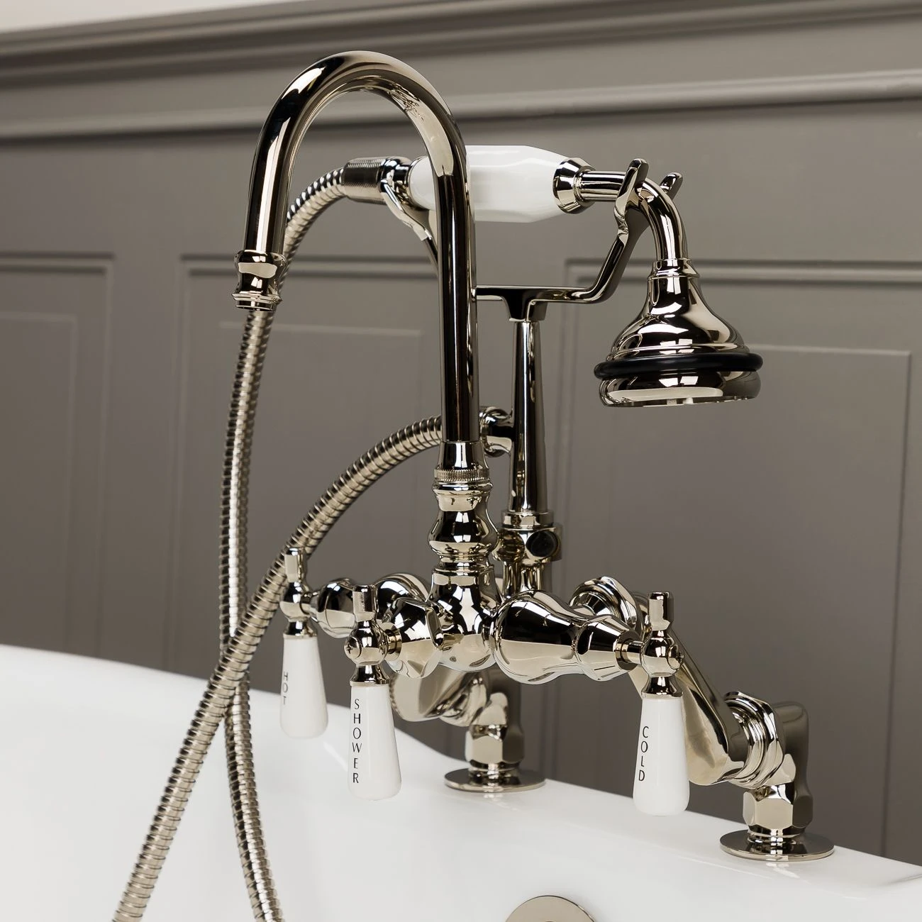 Deck Mount High Spout Clawfoot Tub Faucet W/ Handshower - Image 4