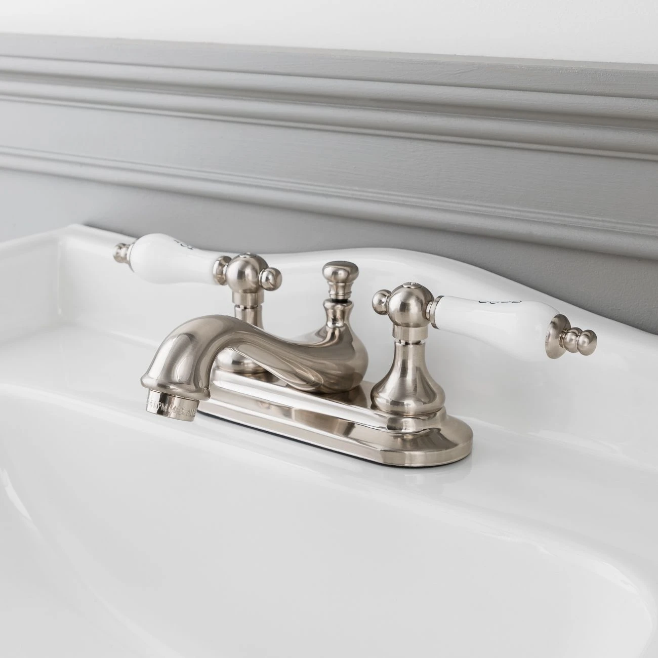 Teapot Centerset Bathroom Sink Faucet - Porcelain Lever Handles