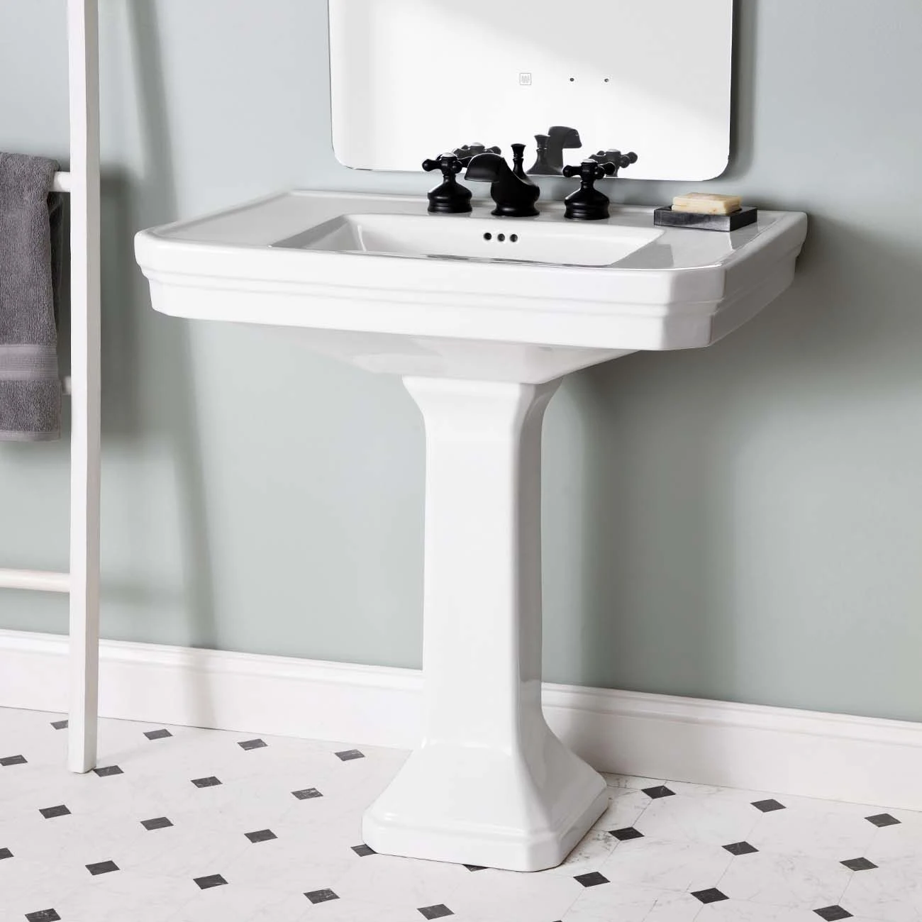 32 Inch Pedestal Sink