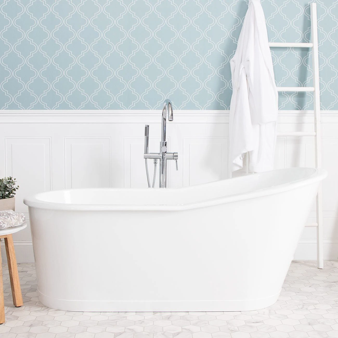 Exley 67 Inch Cast Iron Skirted Slipper Tub